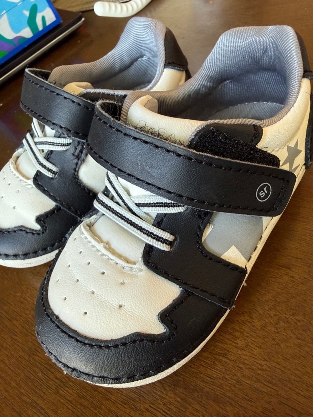 Stride Rite Black and White Velcro Star Sneakers